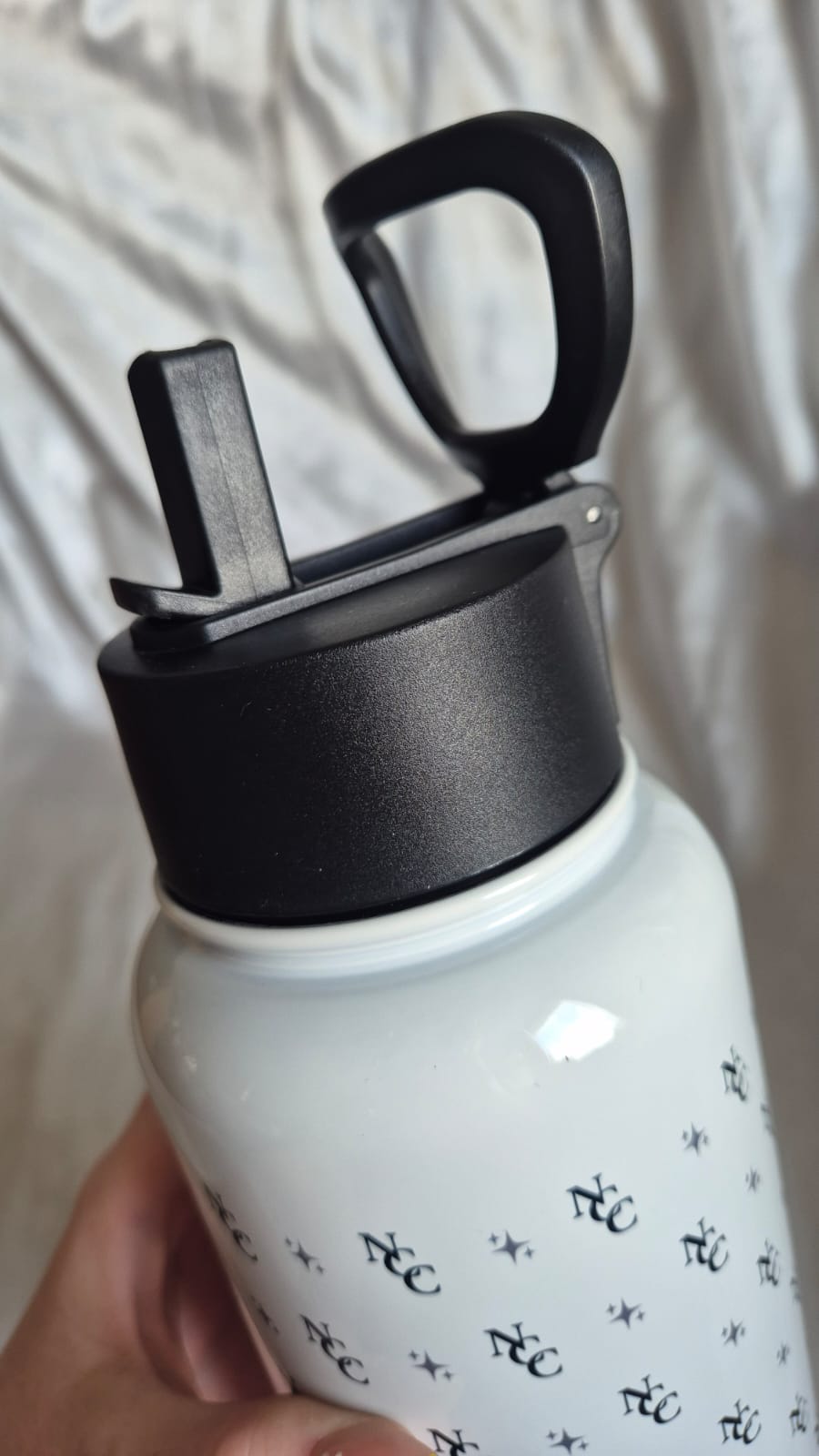 No Chase Club Hydration Bottle 950 ml